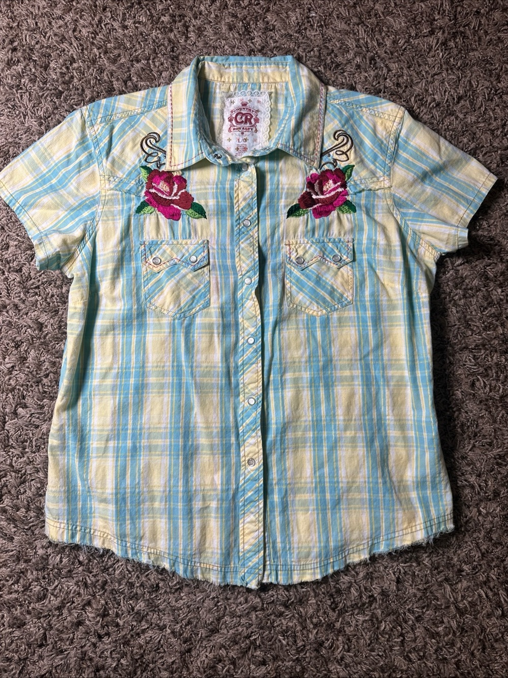 Country Royalty Womens L Plaid Western Snap Embroidered Short Sleeve Shirt